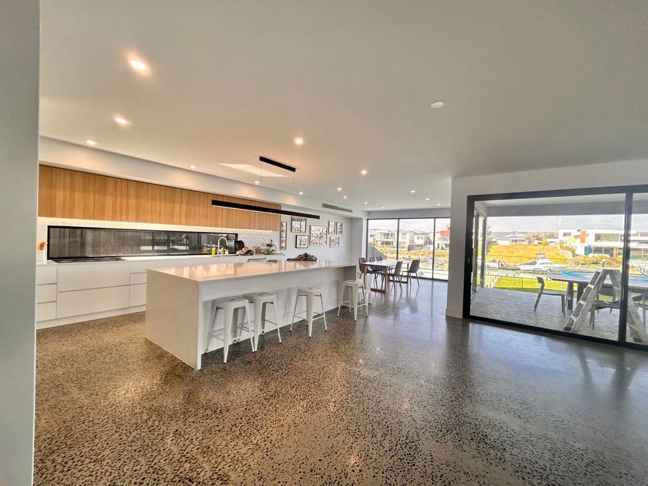 Point Safety Beach VIC3936