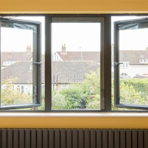 A Buyer's Guide: Choosing the Right Aluminum Windows for Your Home